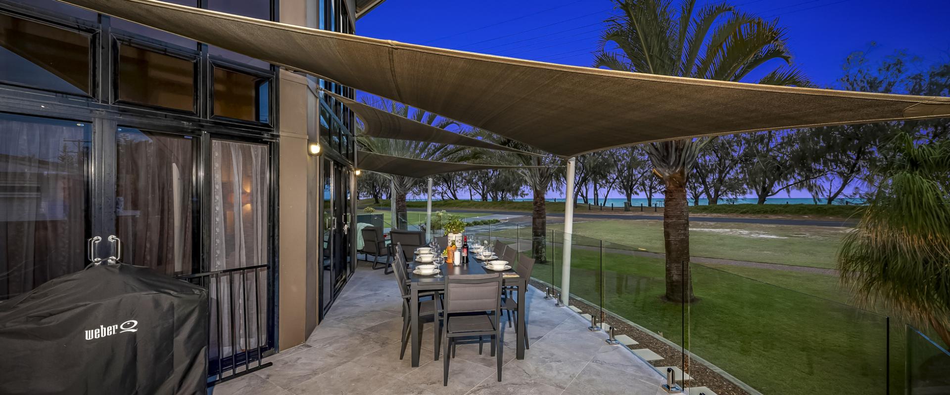 A1 Realty Woodgate Beach Best Holiday Opera House on