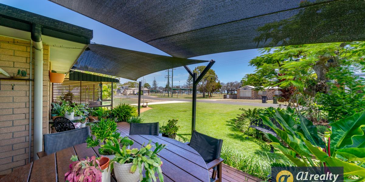 Kick Back and Relax at this lovely Woodgate home with Ocean views...