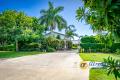 Beach House for Sale in Woodgate Beach Houses Complex – Prime Location & Investment Opportunity