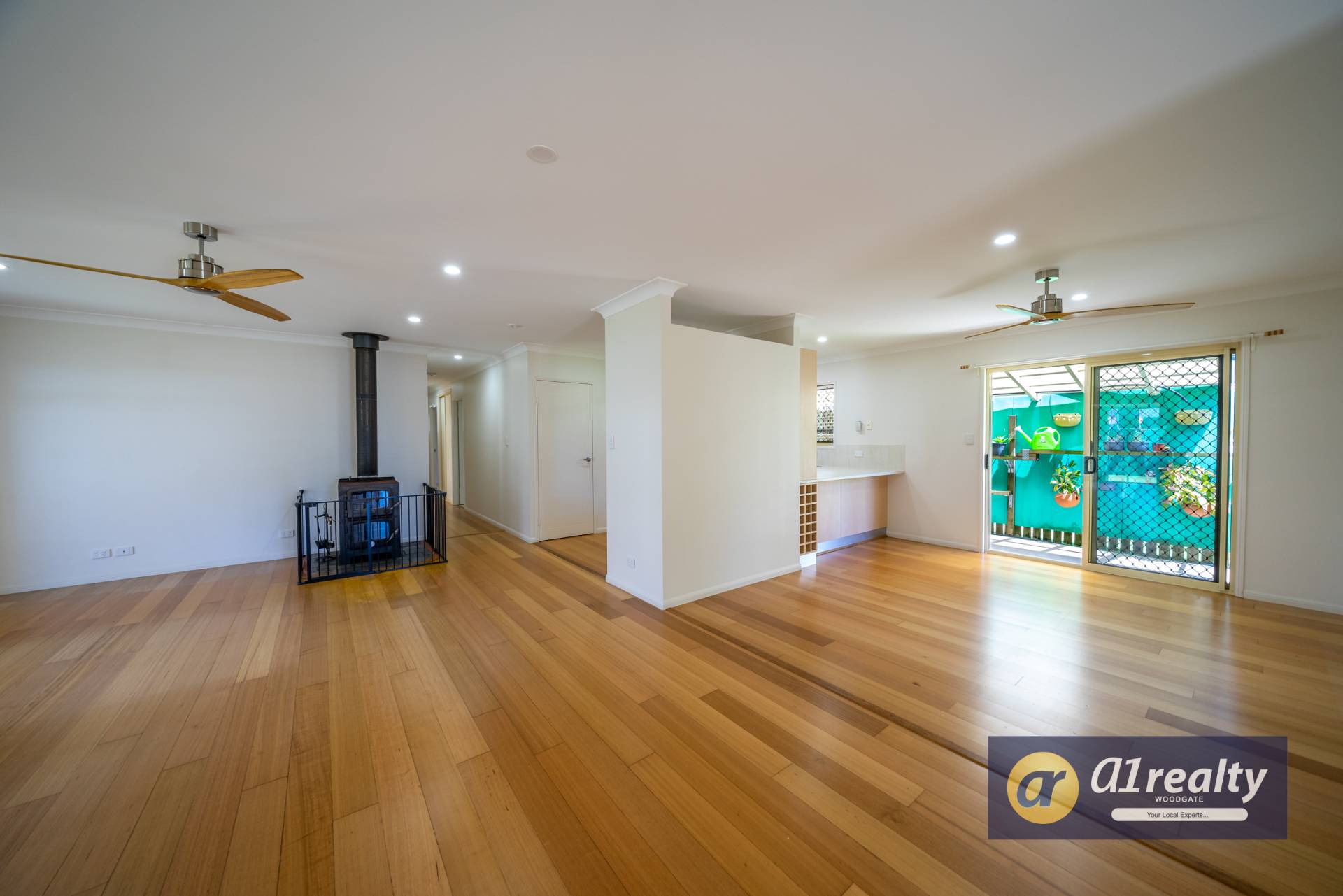 13 Willow Court, Woodgate - Thumbnail 2