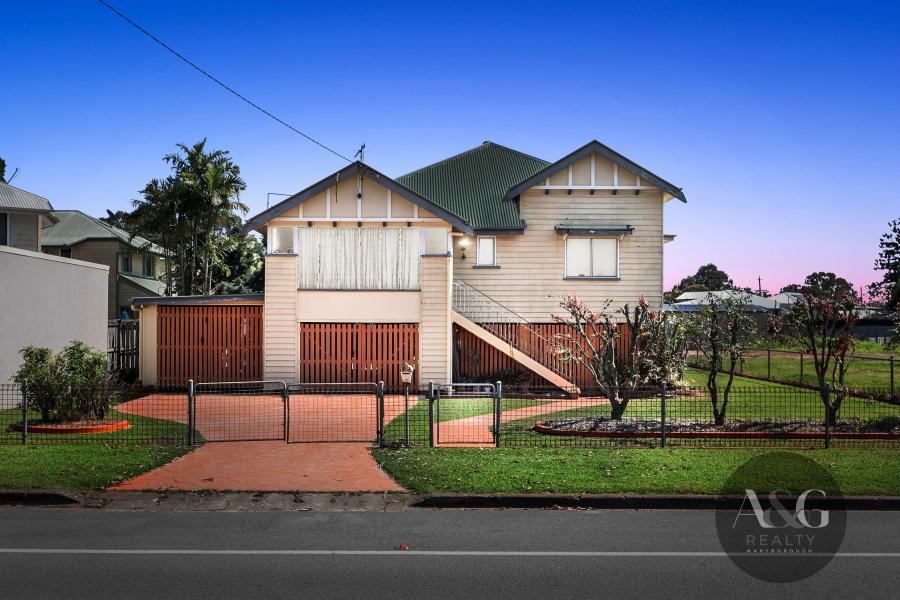 Tidy Queenslander on a Generous 1,012m² Block