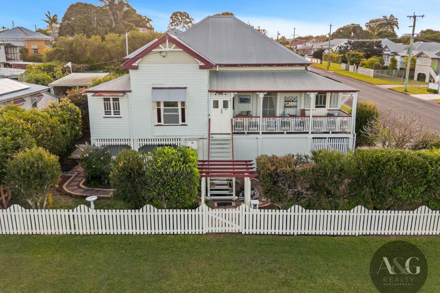 Classic Queenslander Charm – Your Next Family Home