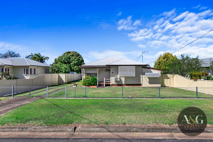 LOW-MAINTENANCE HOME, GREAT SHED!
