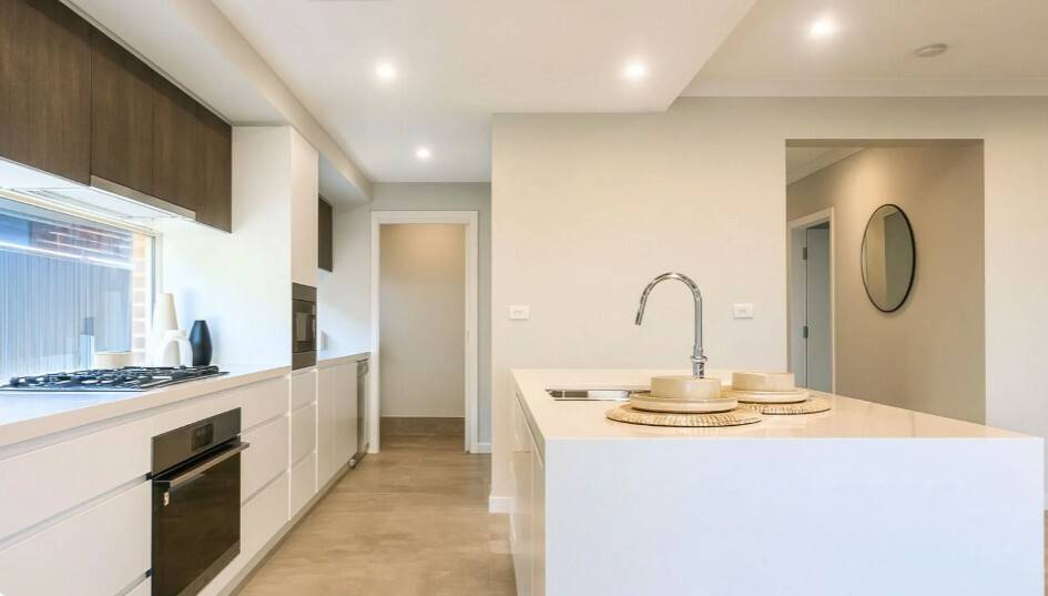 90 Turffontein Ave, Box Hill - Thumbnail 2