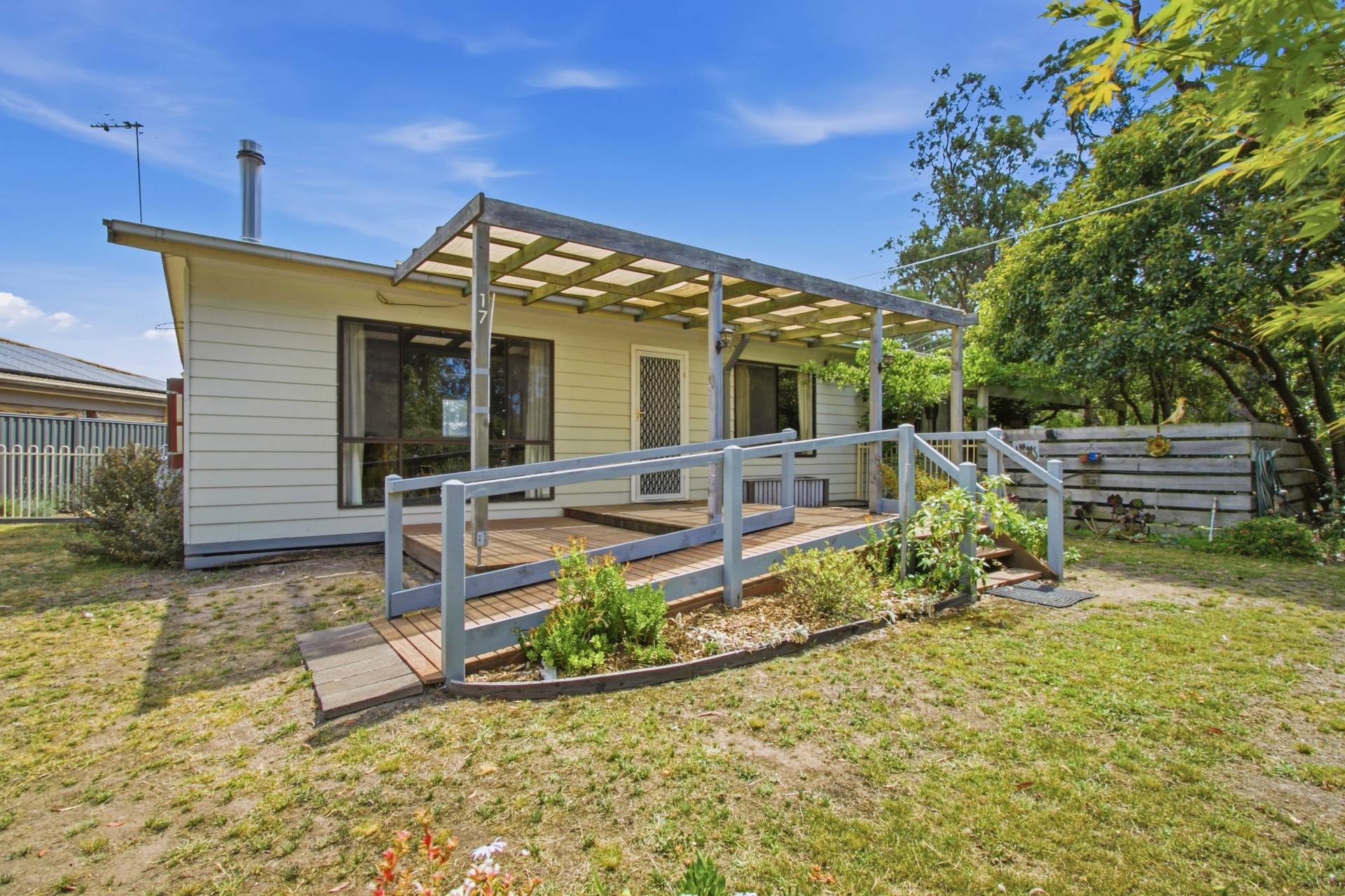 17 Ries Street, Toongabbie VIC 3856, Toongabbie - Image 1