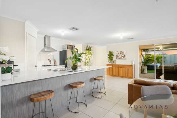 🏡 56 Mallina Crescent, Golden Bay