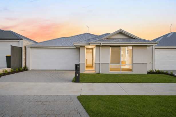 Brand New Luxury Living in the Heart of Lakelands