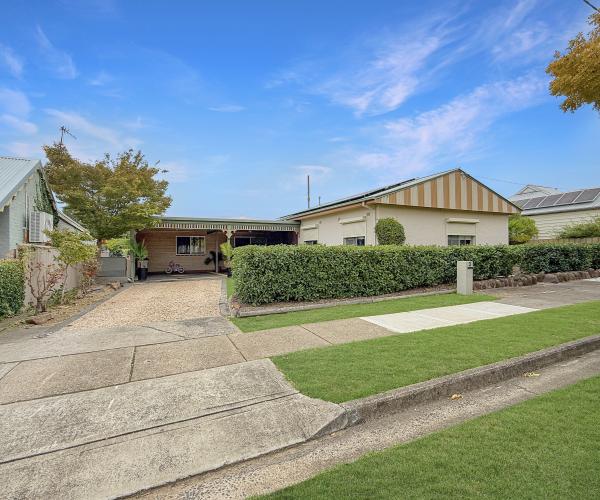 INVEST OR MOVE IN - SPACIOUS FAMILY HOME WITH ROOM TO GROW