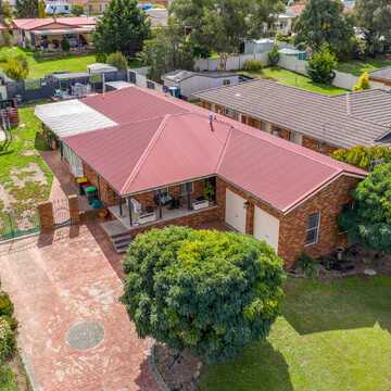 Belinda & Ian Emmerton - Sellers testimonial image