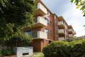 DEPOSIT RECEIVED NO FURTHER INSPECTIONS Light and Airy 2 Bedroom Apartment with Lock up Garage