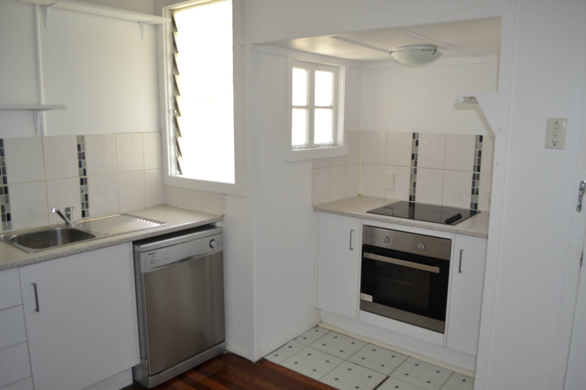 12 Water Street, Berserker QLD 4701, Berserker - Thumbnail 6