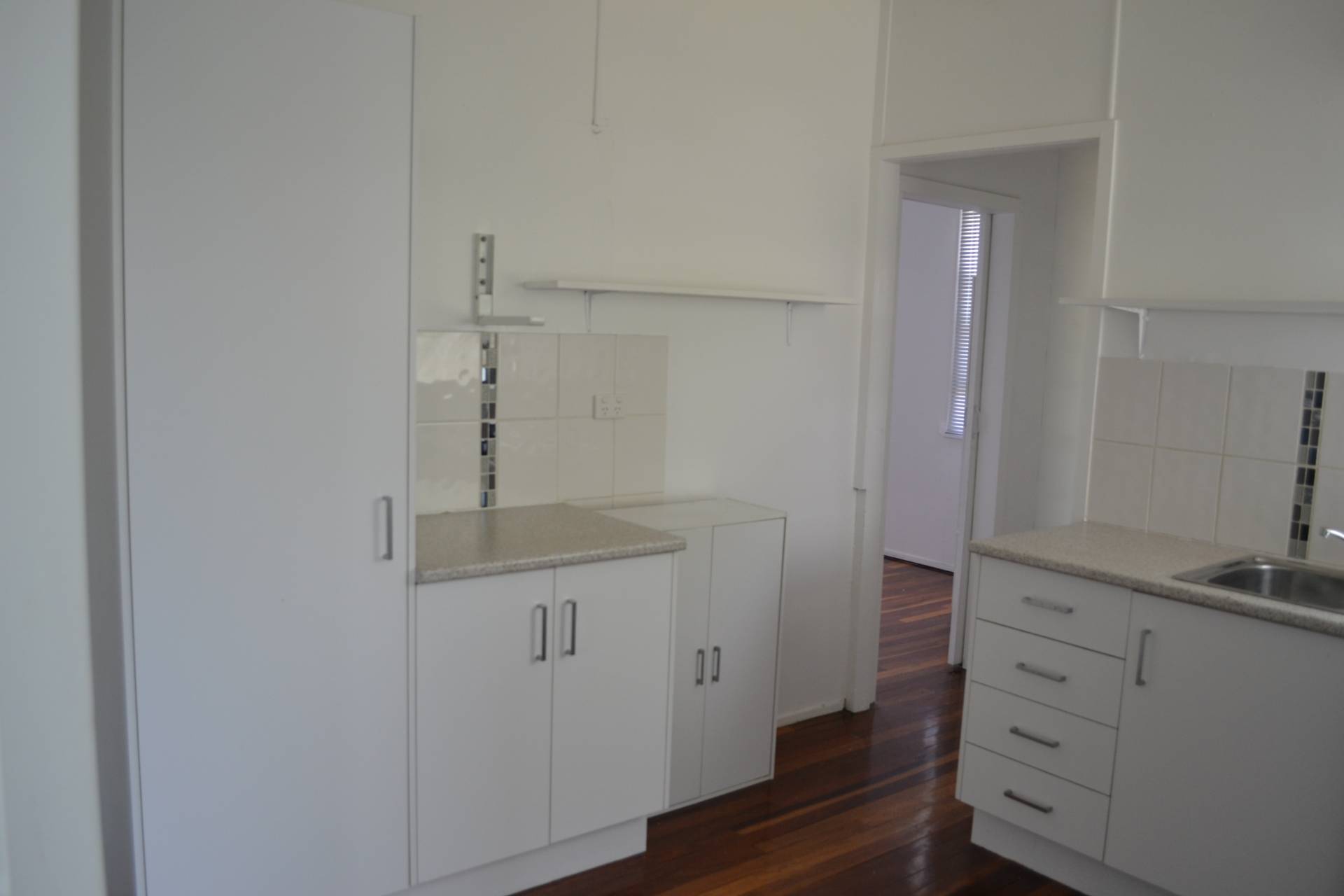 12 Water Street, Berserker QLD 4701, Berserker - Thumbnail 7