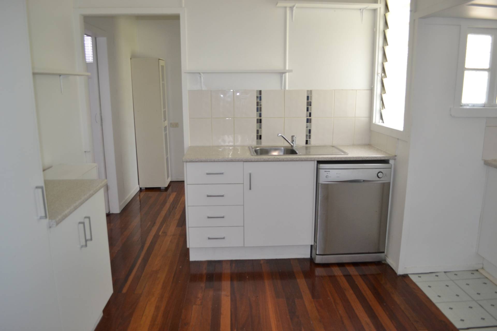 12 Water Street, Berserker QLD 4701, Berserker - Thumbnail 8