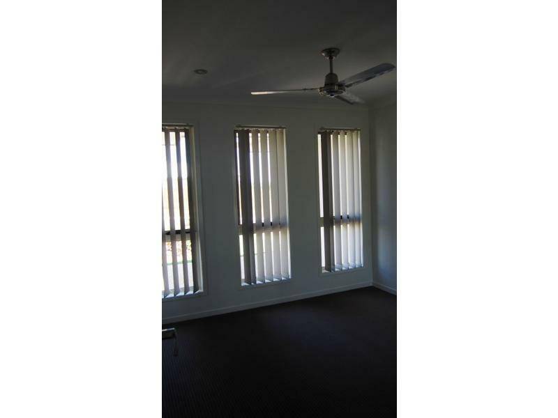 7 Florida Crescent, Parkhurst QLD 4702, Parkhurst - Thumbnail 7