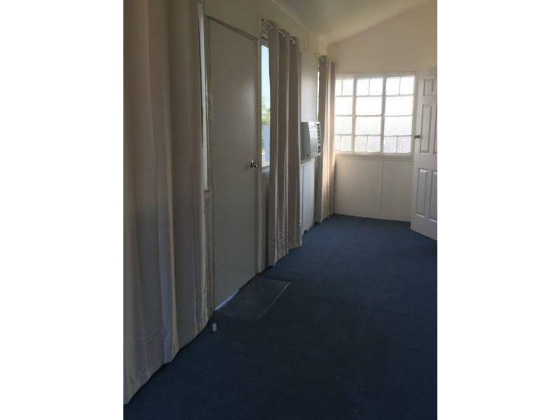 11 Hollingsworth Street, Kawana QLD 4701, Kawana - Thumbnail 3