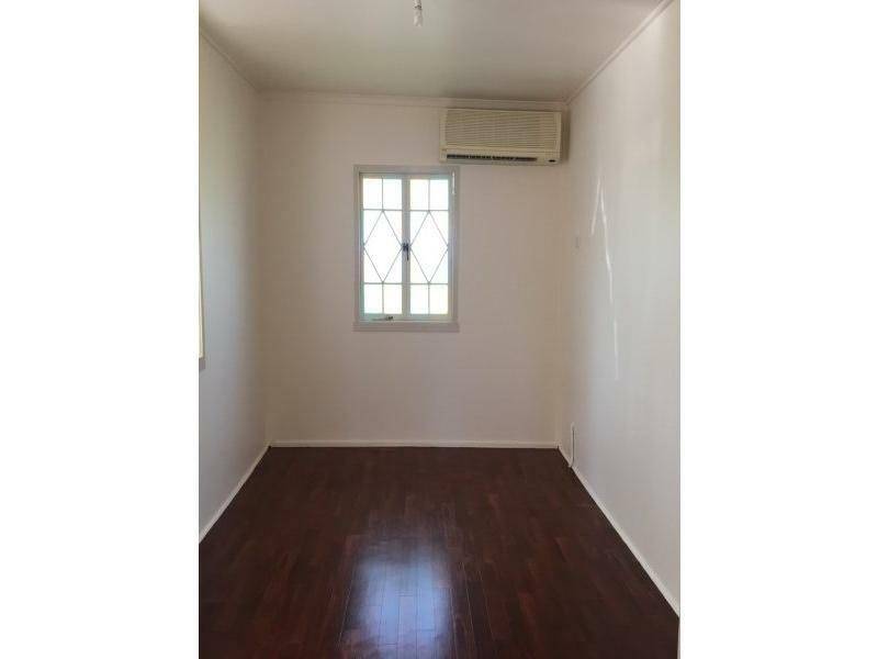 11 Hollingsworth Street, Kawana QLD 4701, Kawana - Thumbnail 8