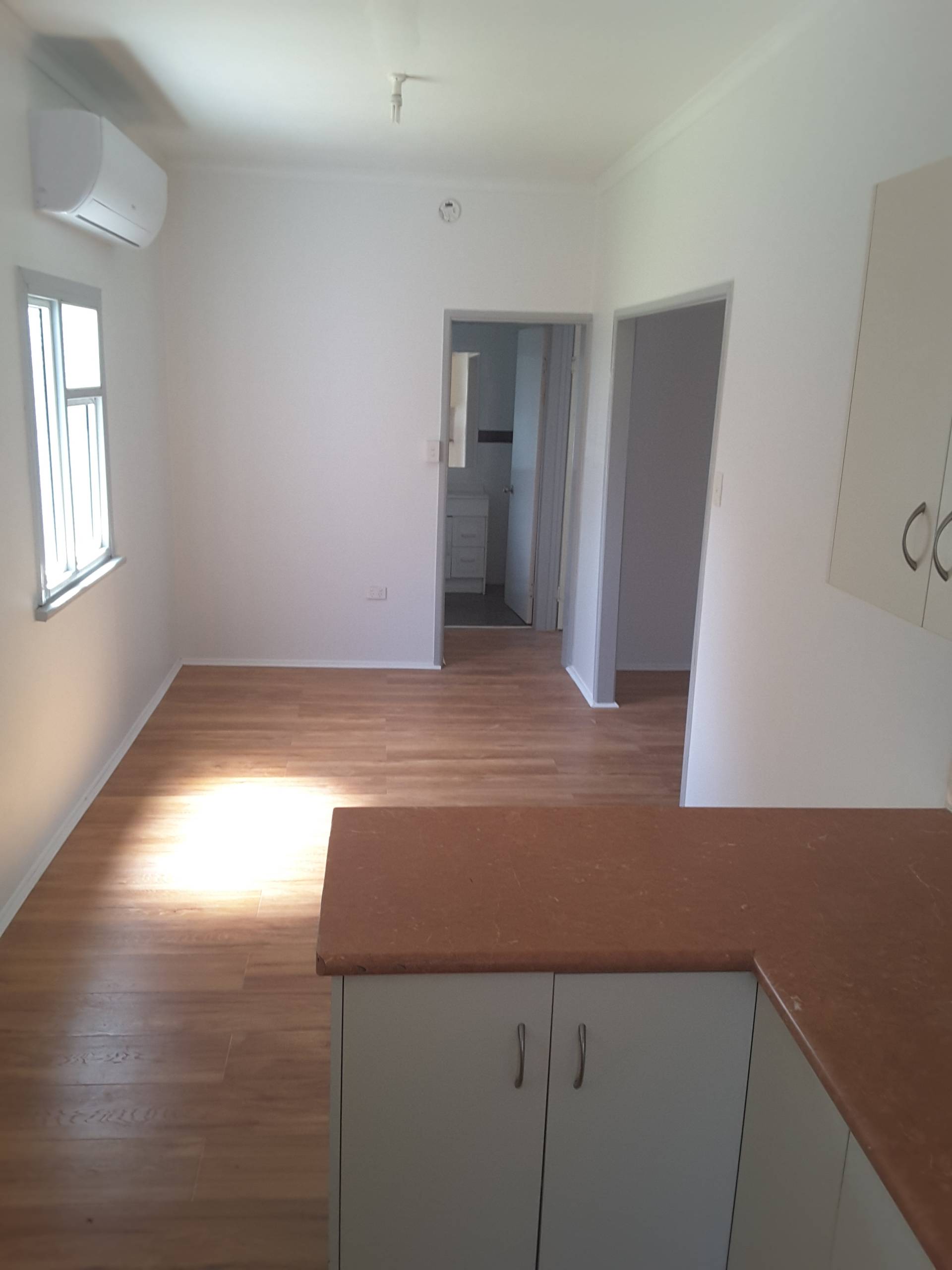 37 Thomasson St, Park Avenue QLD 4701, Park Avenue - Thumbnail 7