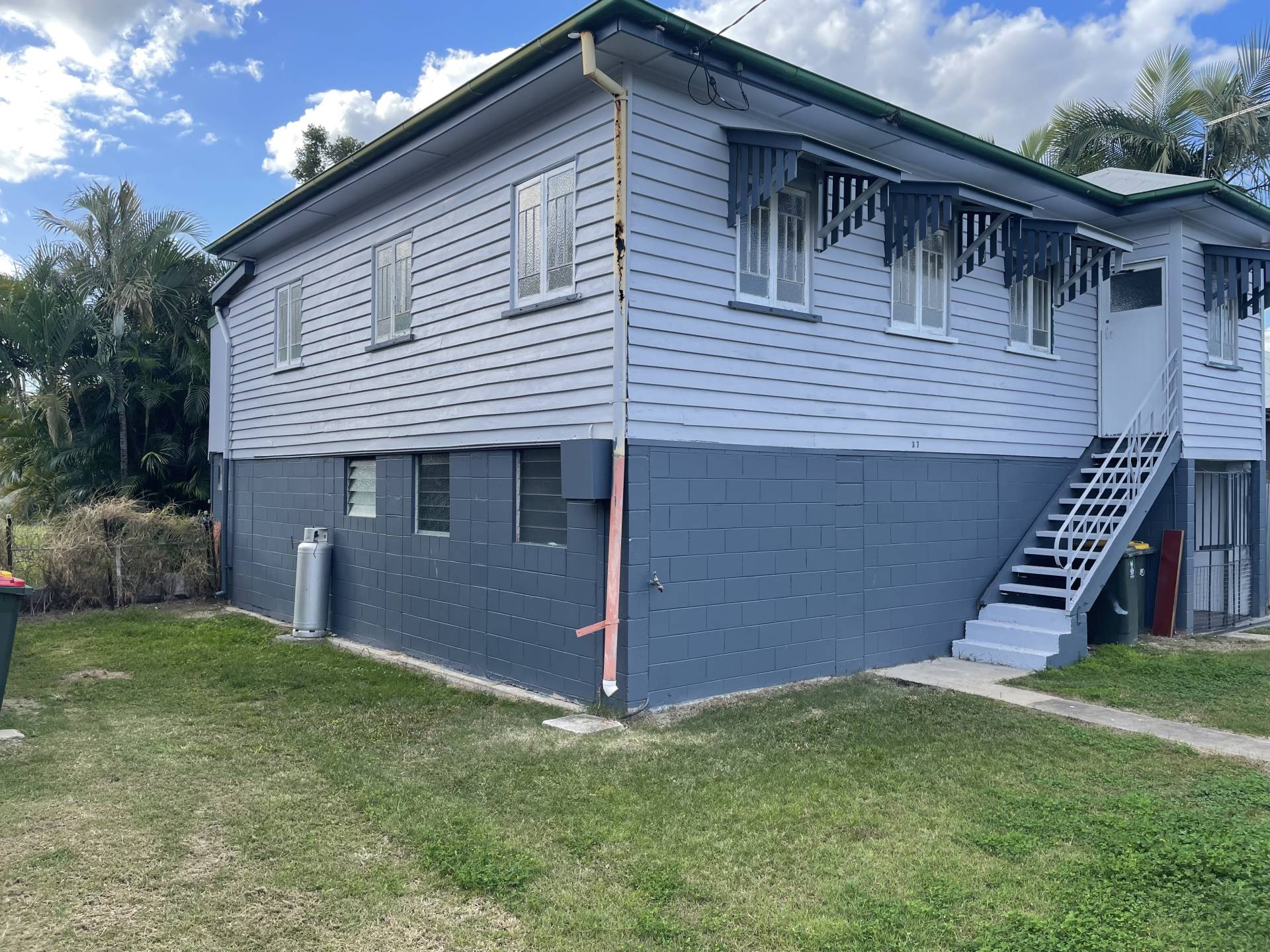 37 Thomasson St, Park Avenue QLD 4701, Park Avenue - Thumbnail 2