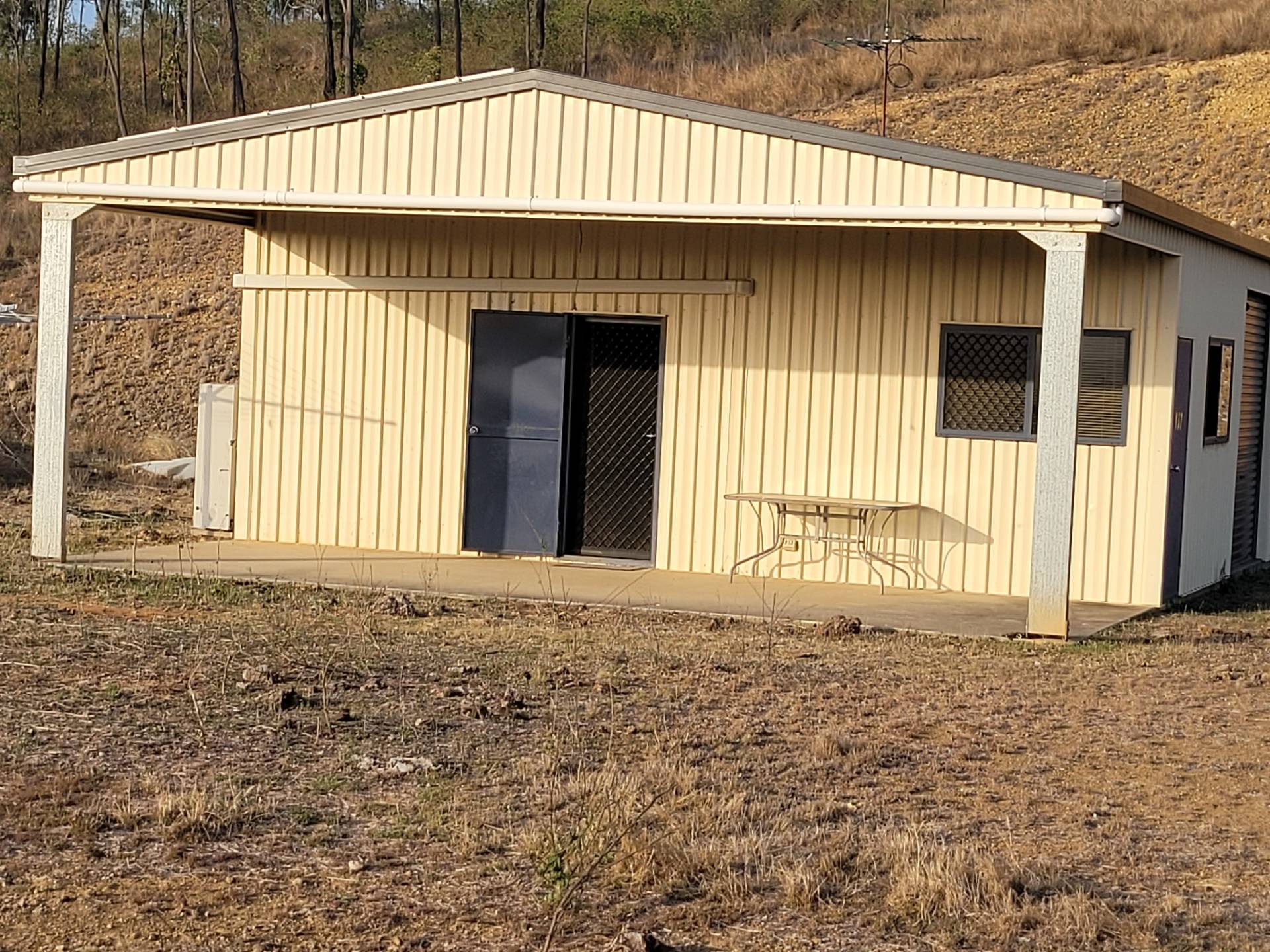 137 Josefski Rd, Stanwell QLD 4702, Stanwell - Thumbnail 2