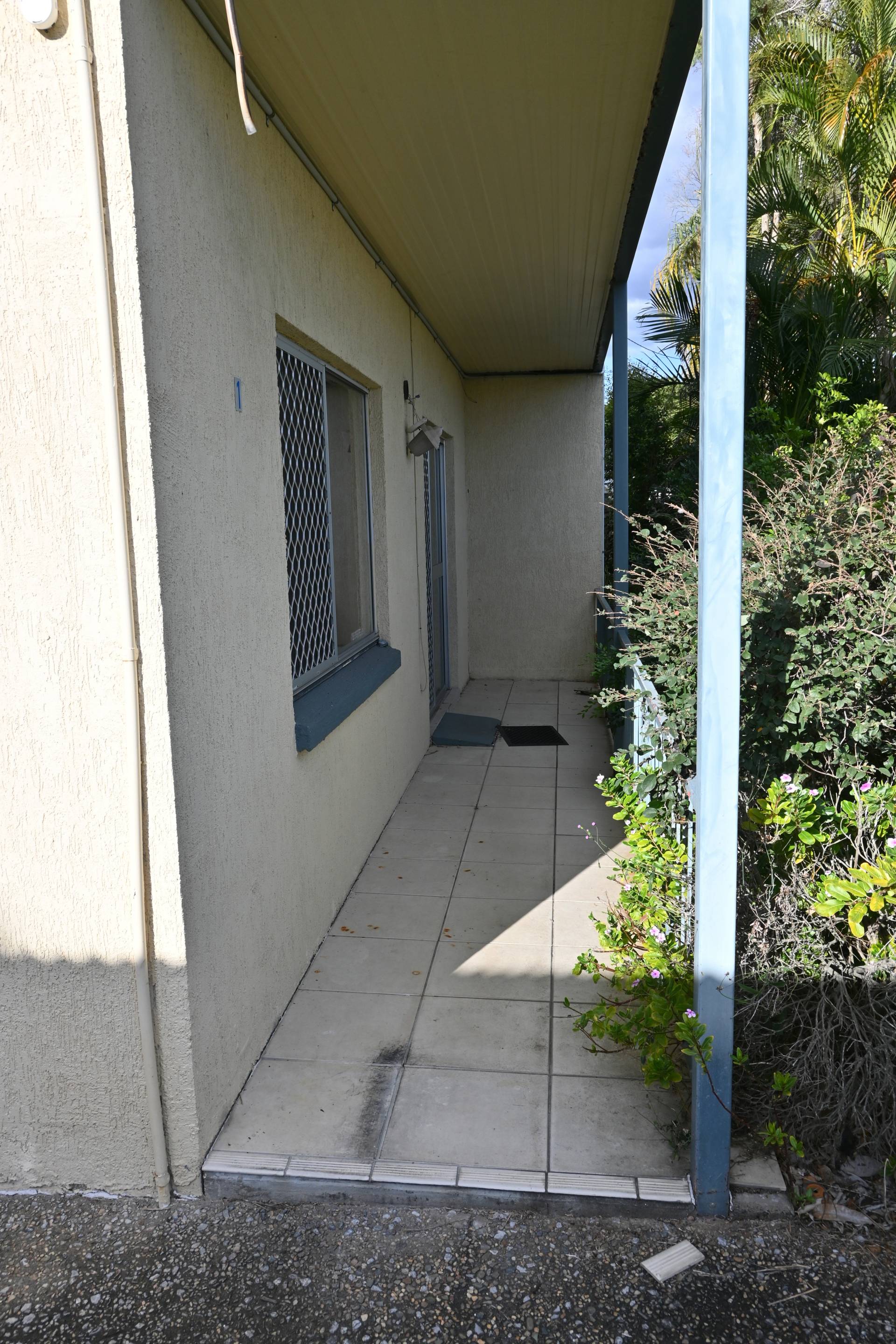 Unit 1, 6 Woolcock St, Wandal QLD 4700, Wandal - Thumbnail 3