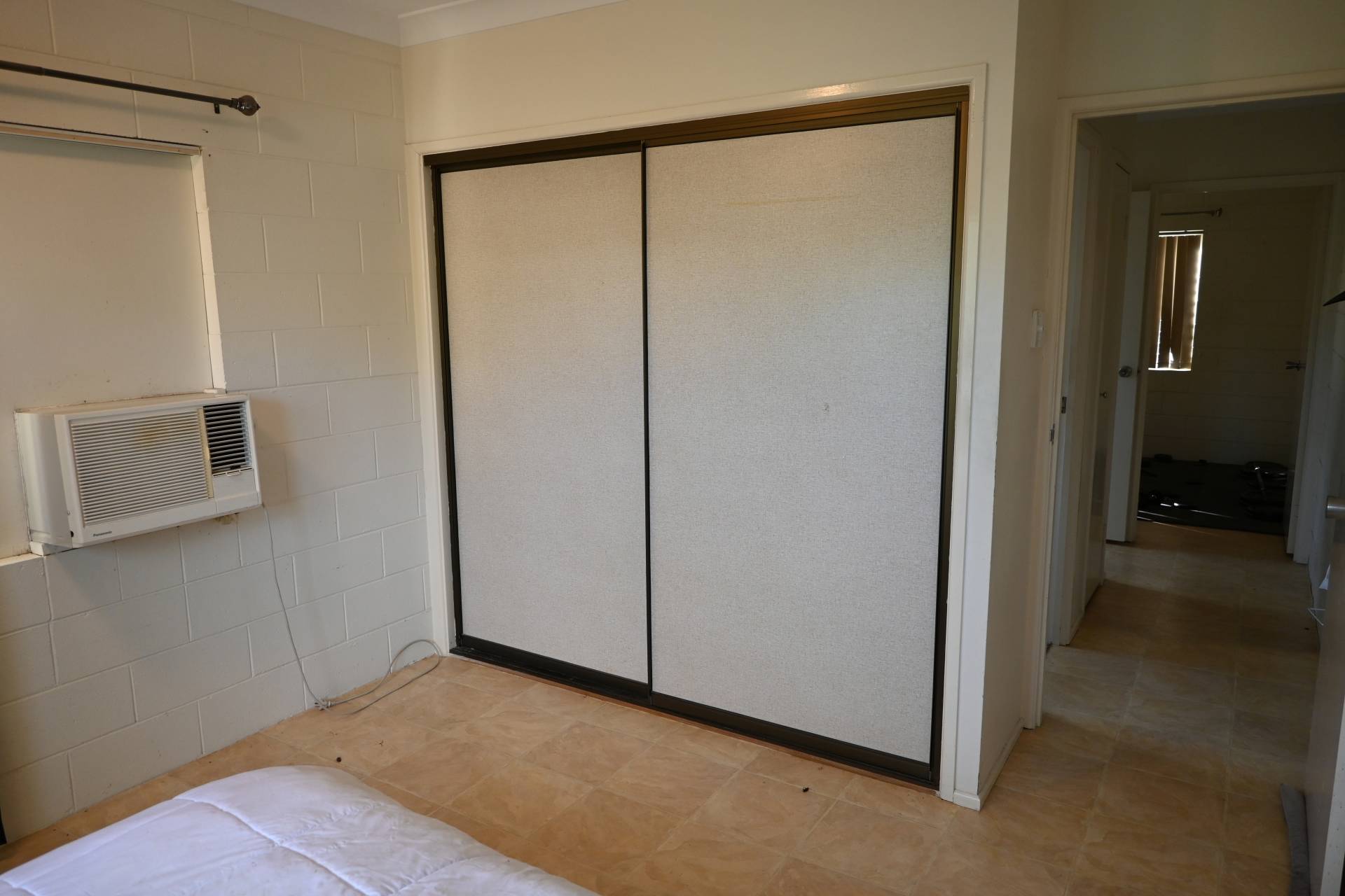 Unit 1, 6 Woolcock St, Wandal QLD 4700, Wandal - Thumbnail 8