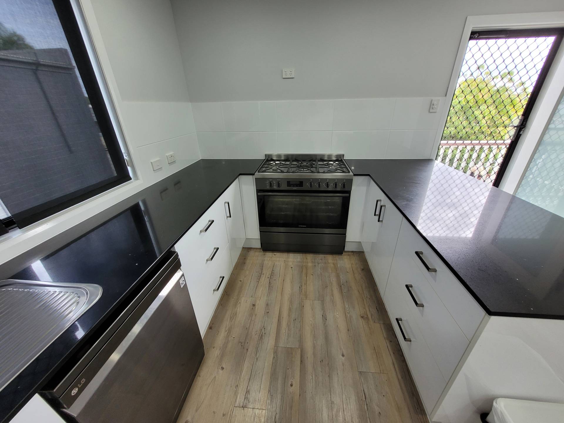 33 Quinn St, Kawana QLD 4701, Kawana - Thumbnail 6