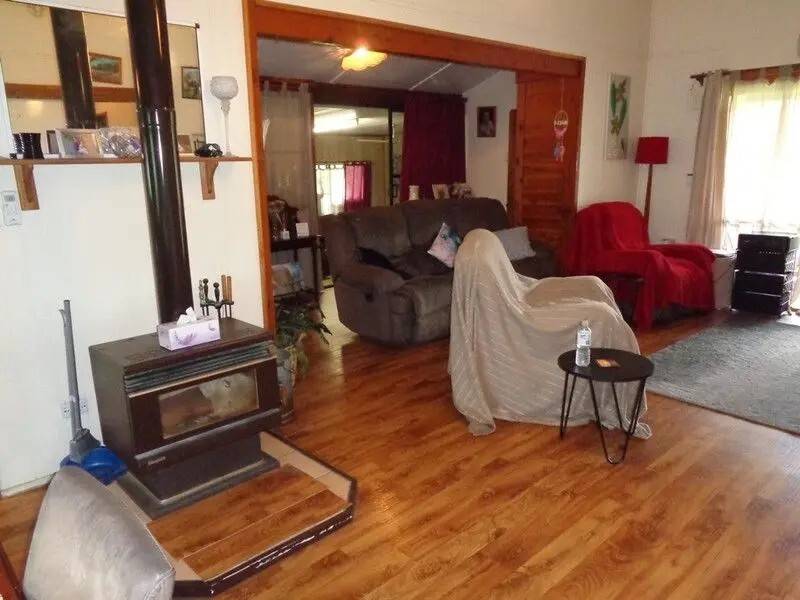 63 Butlers Road, Miles QLD 4415, Miles - Thumbnail 5