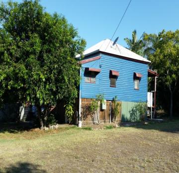 84 Dee Street, Mount Morgan