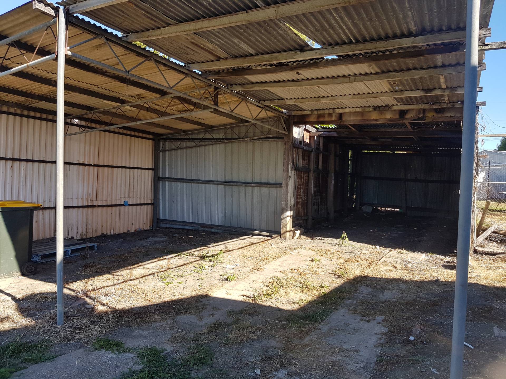 2 Dowling St, Park Avenue QLD 4701, Park Avenue - Thumbnail 2