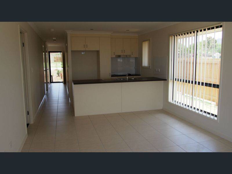20 Florida Crescent, Parkhurst QLD 4702, Parkhurst - Thumbnail 4