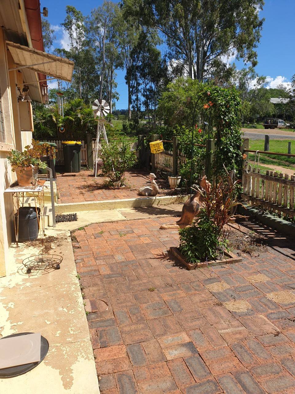 17 Gordon Lane, Mount Morgan - Thumbnail 2