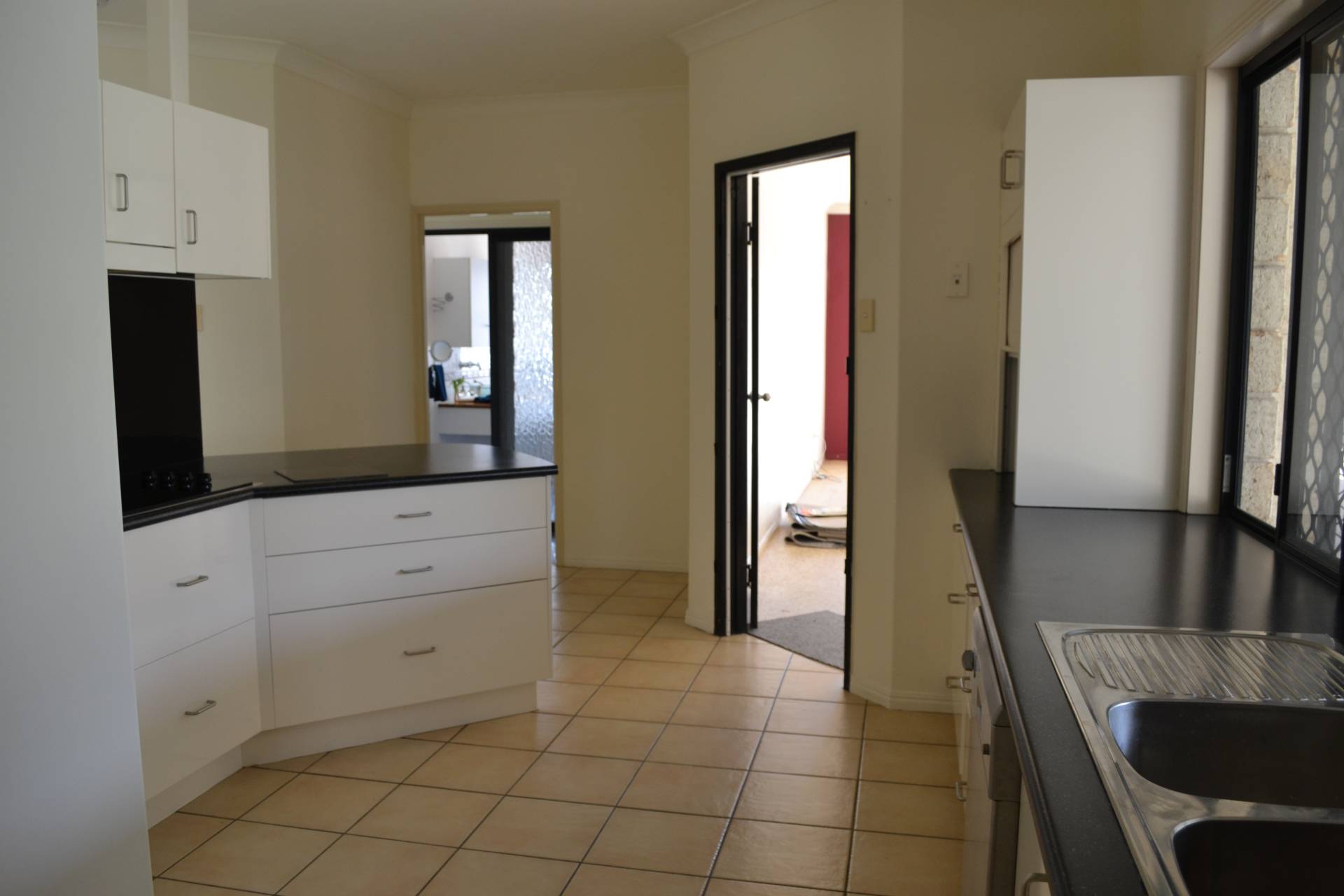 20 Lamb Ave, Gracemere QLD 4702, Gracemere - Thumbnail 4
