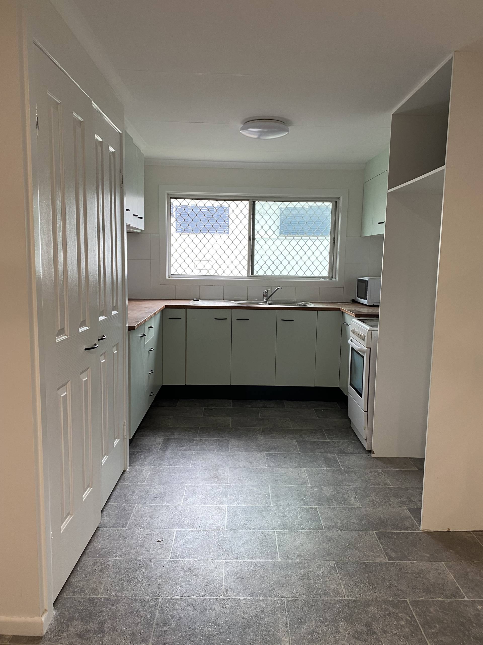 96 Campbell Street, Rockhampton City QLD 4700, Rockhampton City - Thumbnail 5