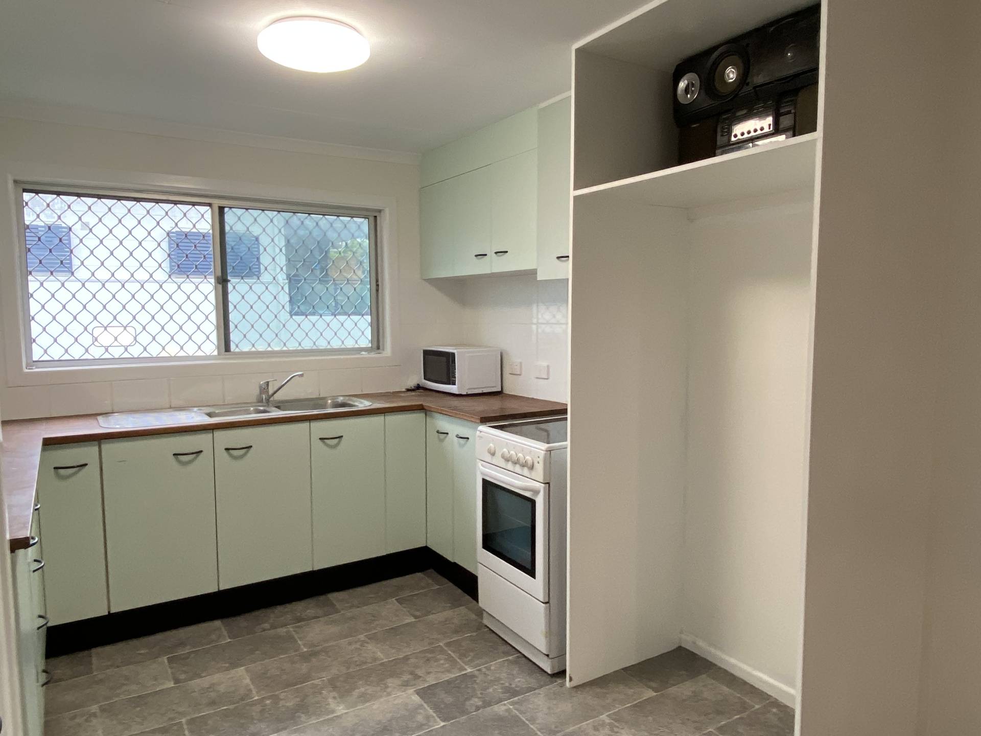 96 Campbell Street, Rockhampton City QLD 4700, Rockhampton City - Thumbnail 4