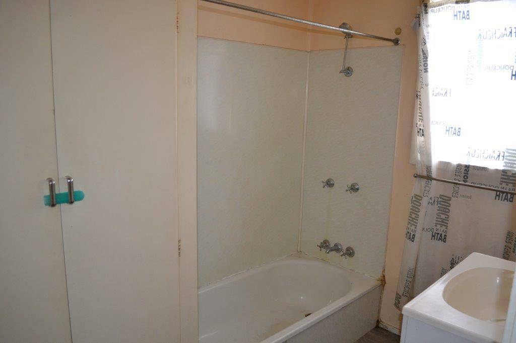 159 Hyde Street, Frenchville QLD 4701, Frenchville - Thumbnail 6