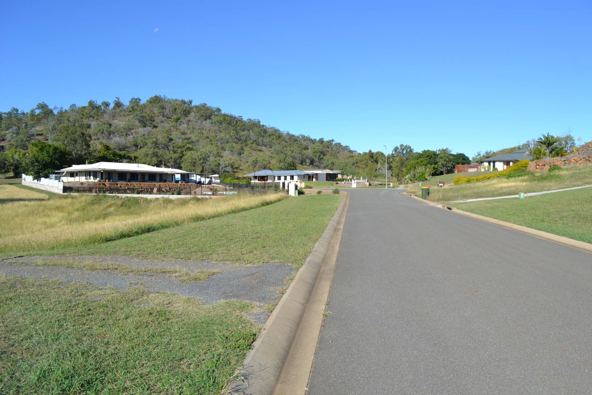 3 Benrhys Ct, Rockyview QLD 4701, Rockyview - Thumbnail 3