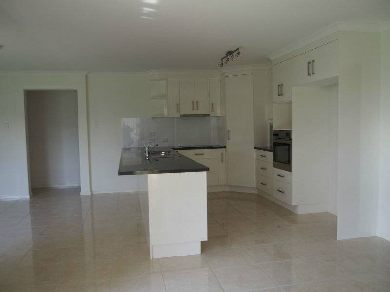 39 Jamie Crescent, Gracemere QLD 4702, Gracemere - Thumbnail 8