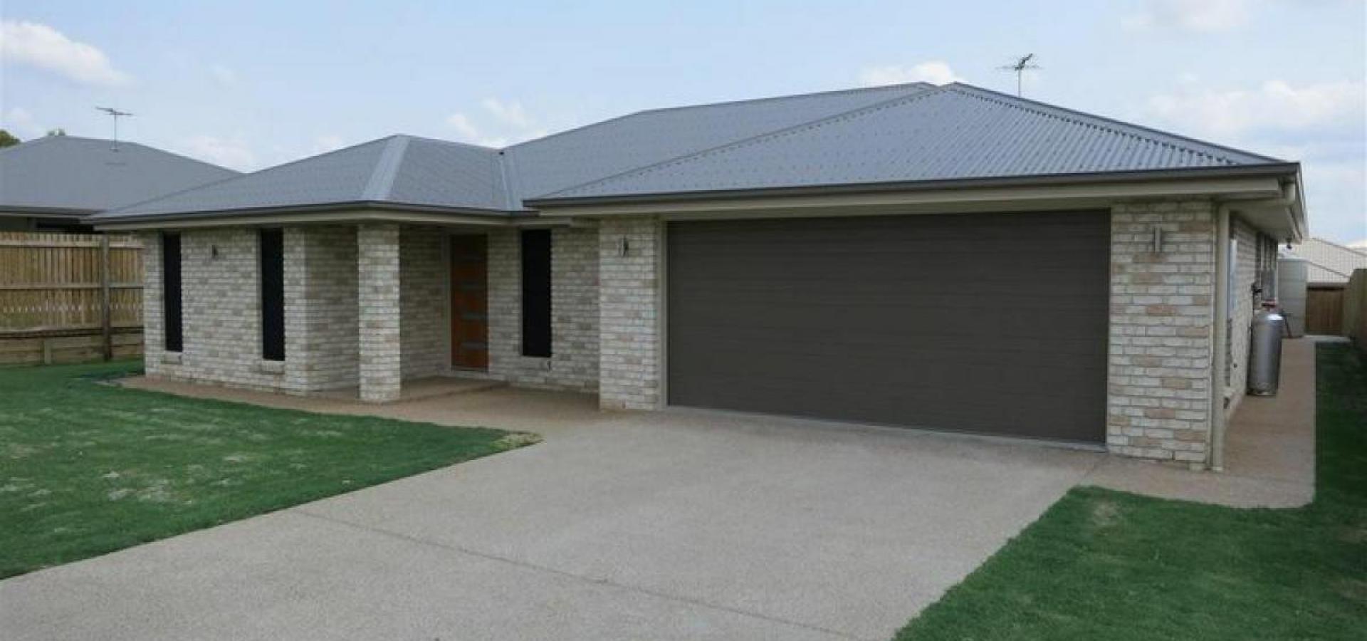 Classy Well Designed  4 Bedroom Home In Quality Elevated All Brick Suburb in Gracemere