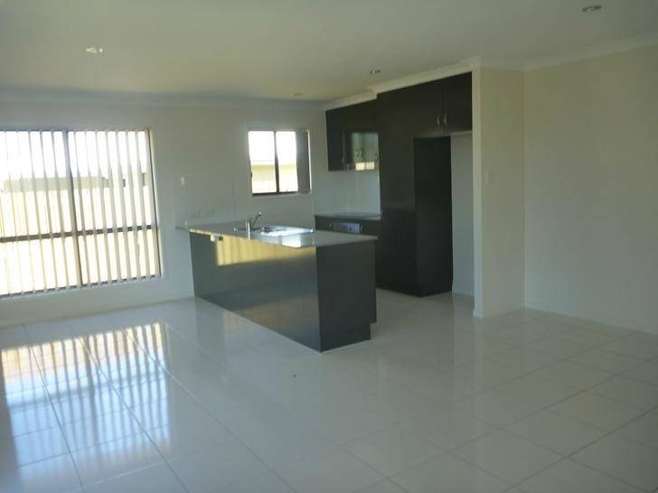 66 Temora St, Gracemere QLD 4702, Gracemere - Thumbnail 3