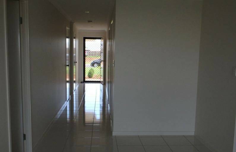 6 Gee Place, Gracemere QLD 4702, Gracemere - Thumbnail 3