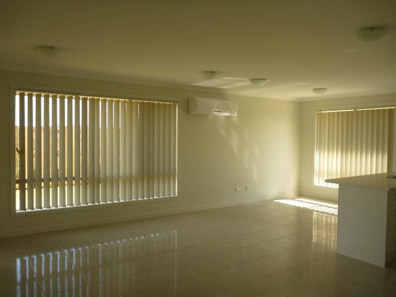 13 Clint Close, Gracemere QLD 4702, Gracemere - Thumbnail 4