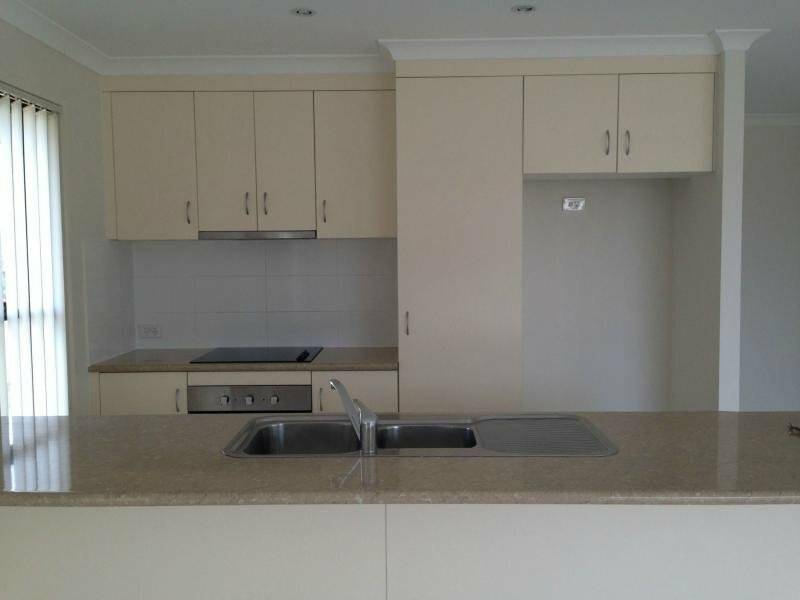 20 Benjamin Dr, Gracemere QLD 4702, Gracemere - Thumbnail 3