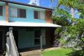 Spacious 3 bedroom Townhouse - Fully Airconditioned