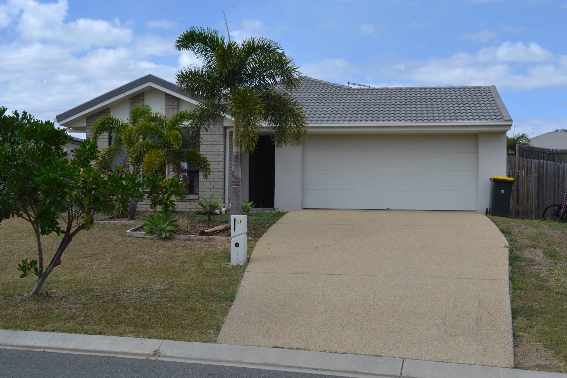 18 Vermont Dr, Parkhurst QLD 4702, Parkhurst - Thumbnail 2
