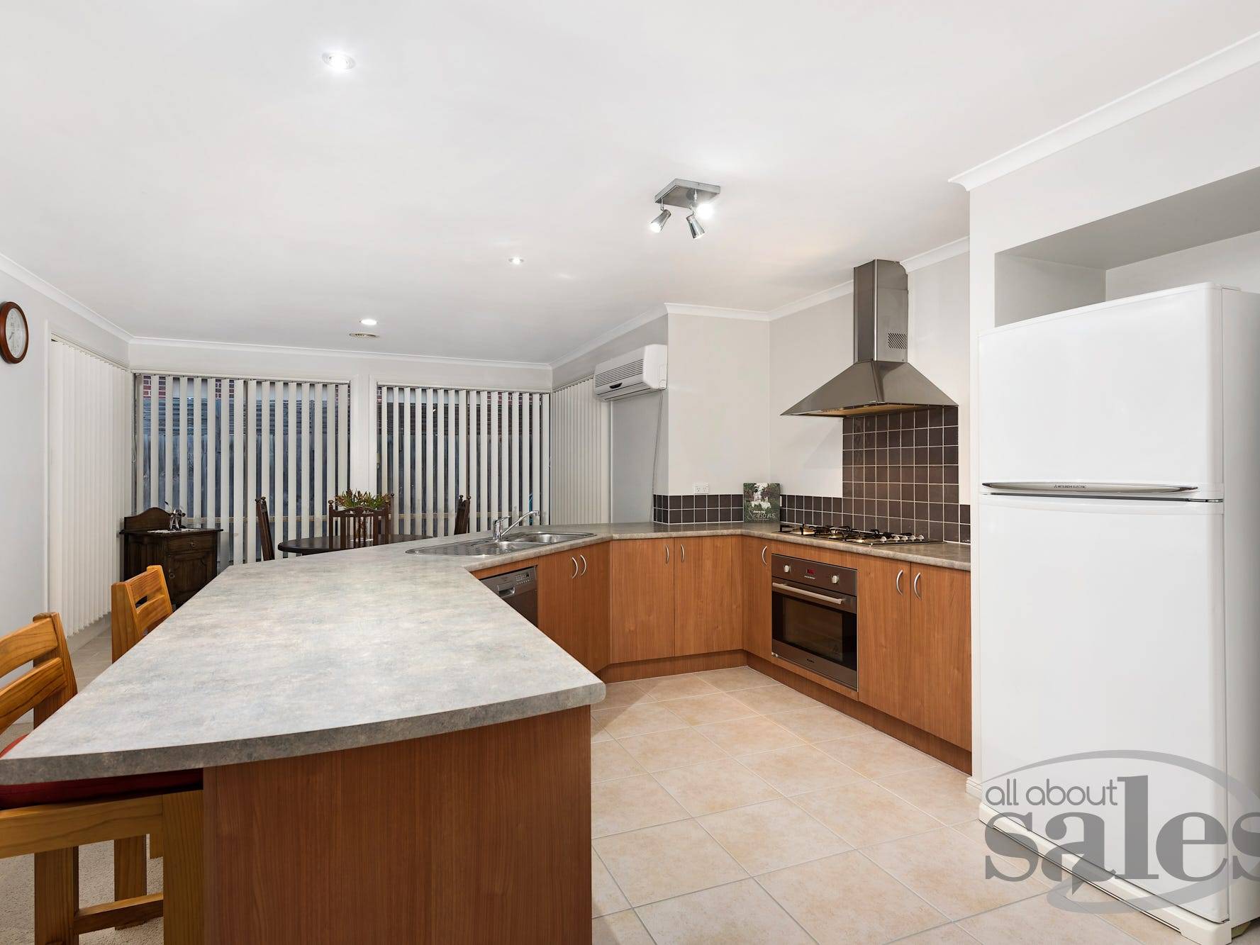 58 Hartsmere Drive, Berwick VIC 3806, Berwick - Thumbnail 6