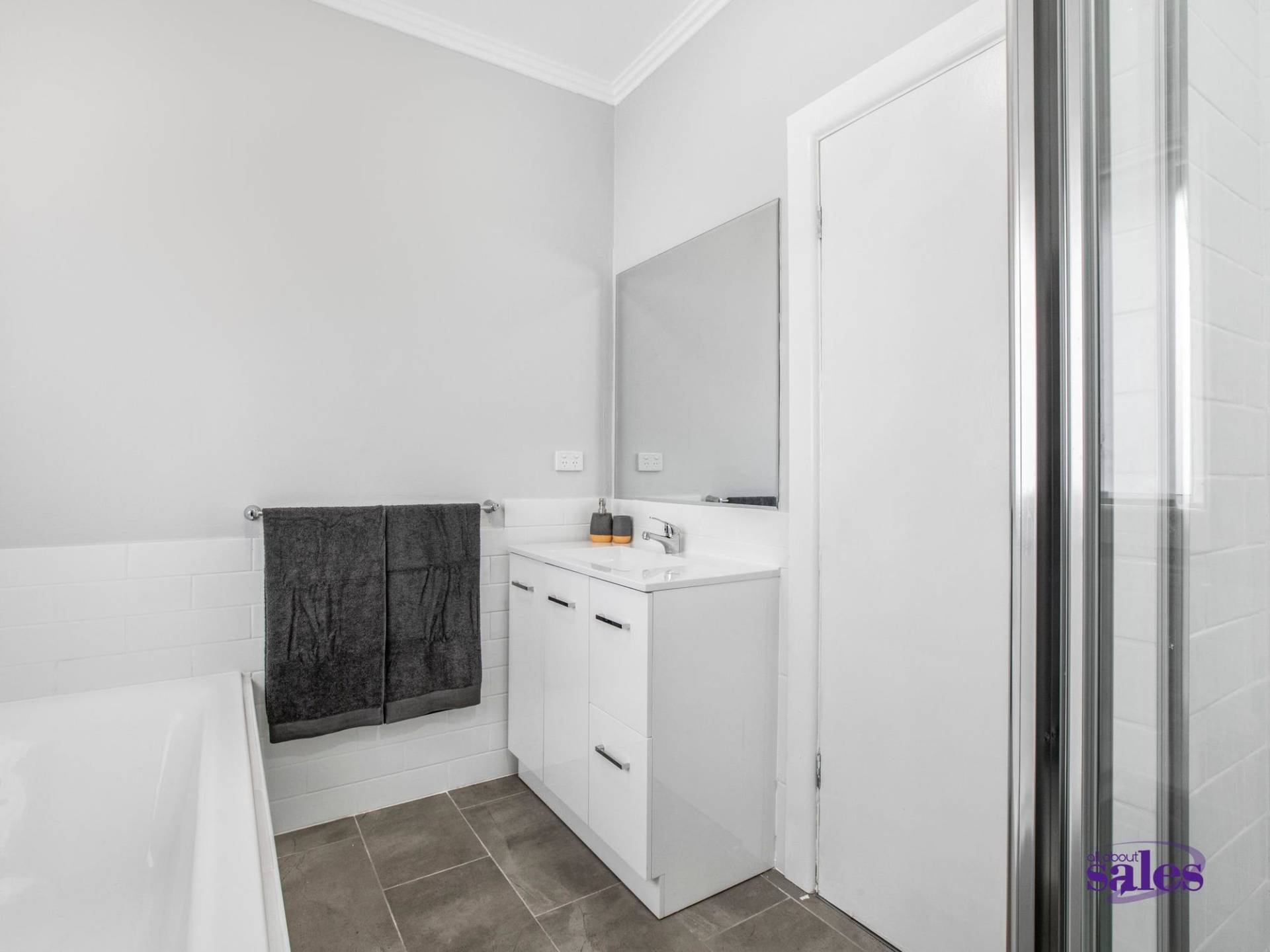 16 Harold Street, Moe VIC 3825, Moe - Thumbnail 4