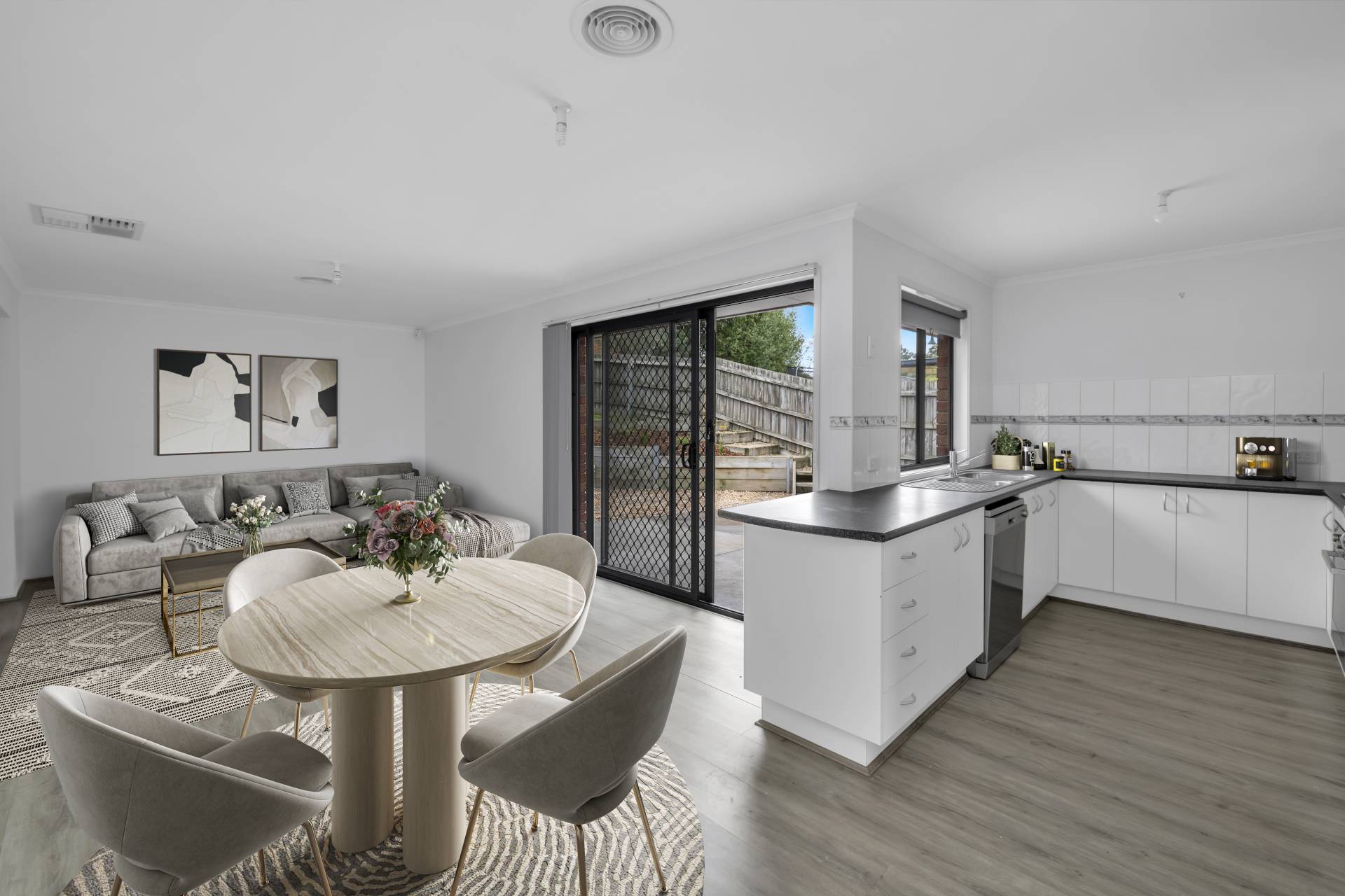 25 Natanya Drive, Pakenham VIC 3810, Pakenham - Thumbnail 4