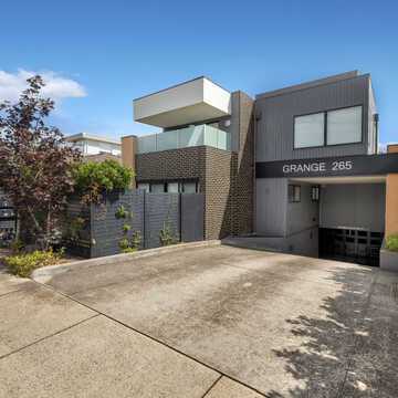 Melanie G - Vendor and Rental Provider testimonial image