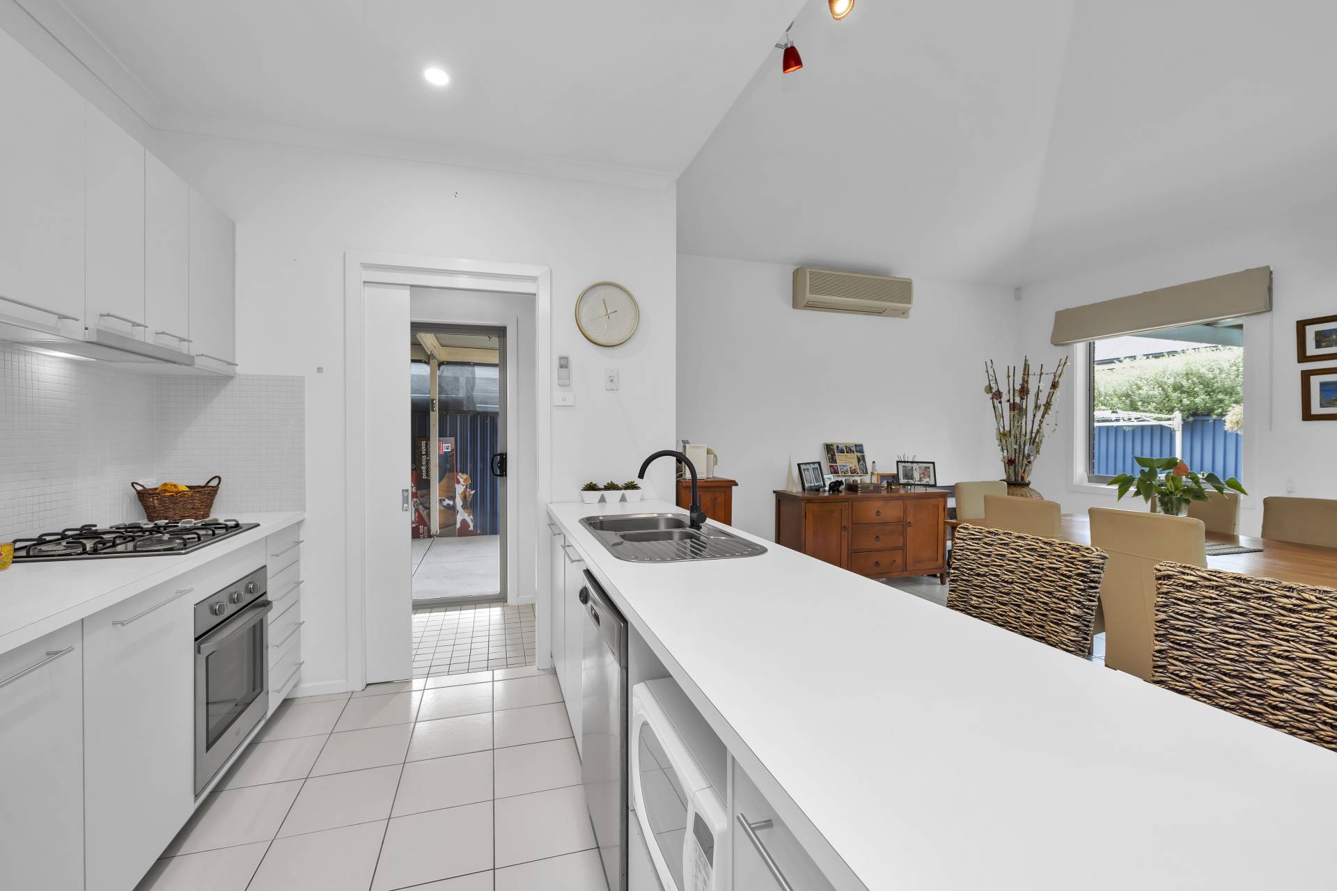 46 Stringy Bark Circuit, Pakenham VIC 3810, Pakenham - Thumbnail 3