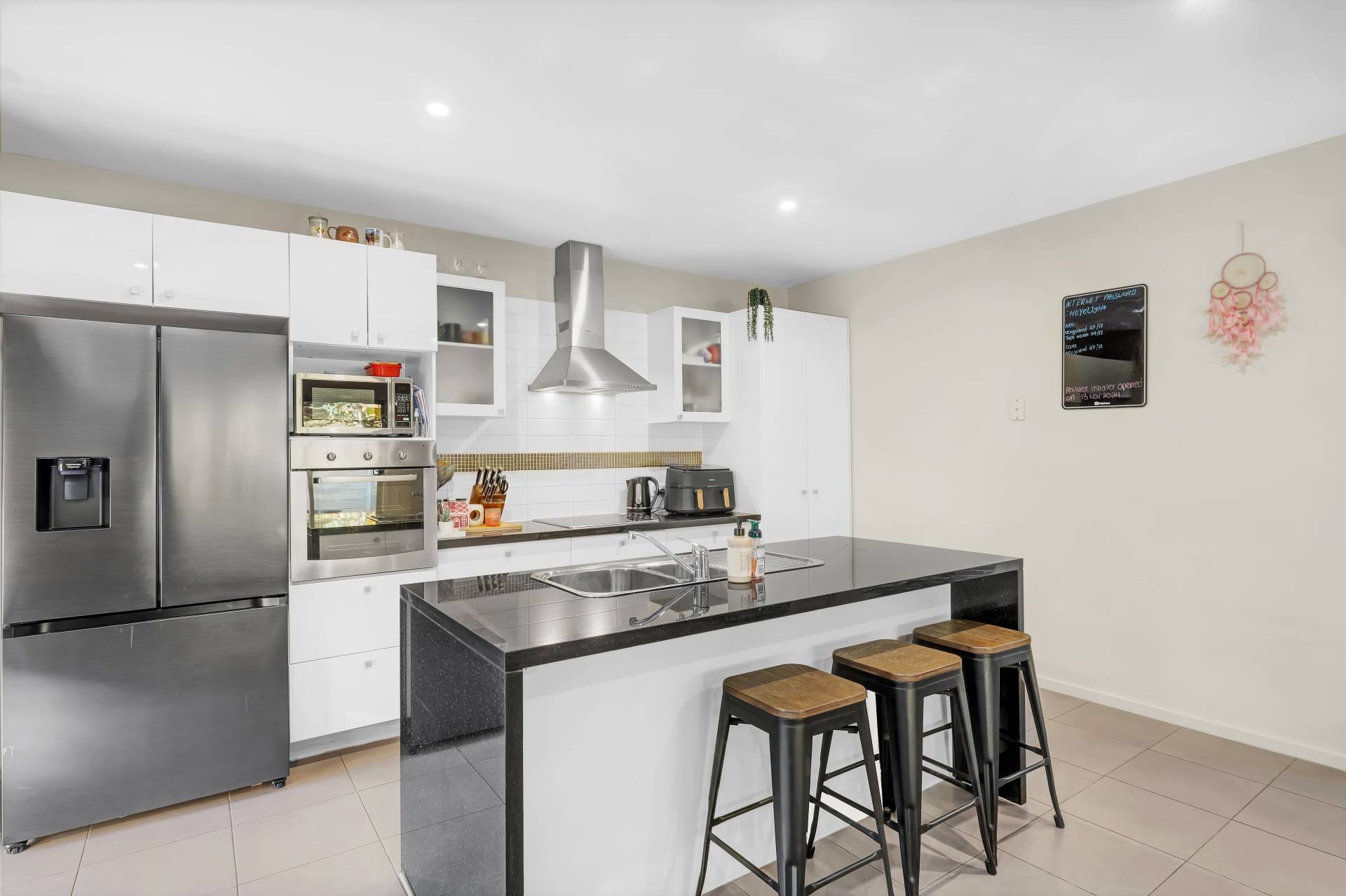 29 Shetland Court, Pakenham VIC 3810, Pakenham - Thumbnail 2